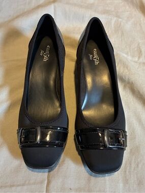 New East 5th Barbara Women Black
Fabric Wedge with Buckle Size  7 1/2